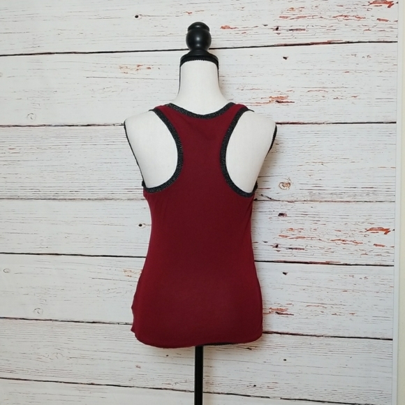 GUESS // burgundy ruffle tank sparkly detail - Picture 6 of 8